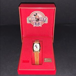 Disney Mickey Mouse 65th anniversary watch🎈